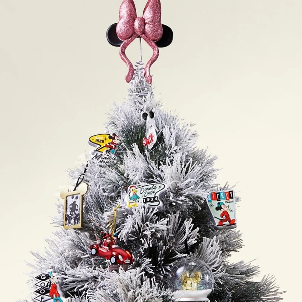 Disney Minnie Bow Tree Topper with Pink and Black Accents